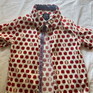 Tuk tuk Apple button down